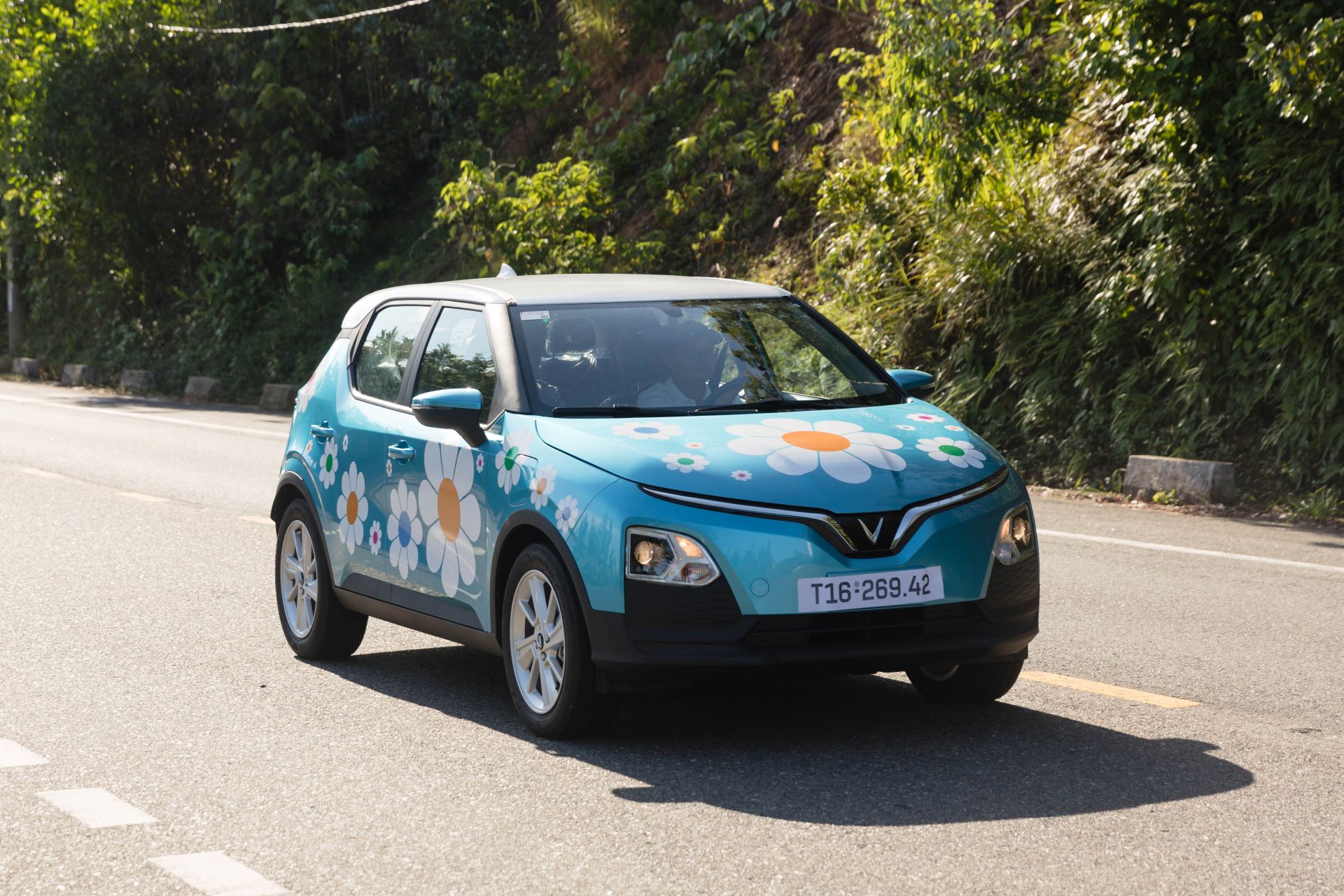 Thời b&atilde;o gi&aacute; xăng, cầm 500 triệu đồng mua xe n&agrave;o vừa &ldquo;nh&agrave;n đầu&rdquo;, vừa tiết kiệm? - Ảnh 1.