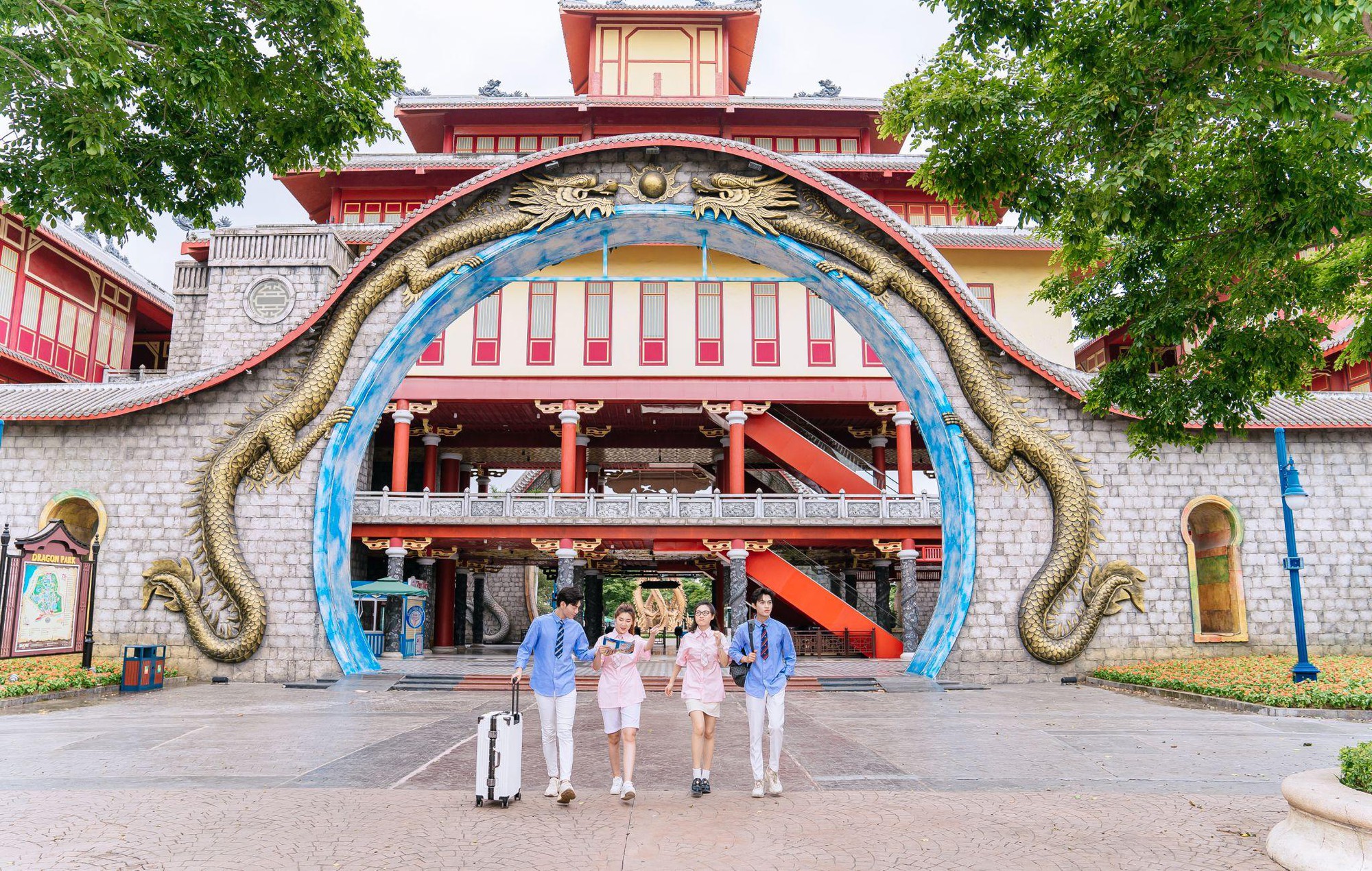 C&ocirc;ng vi&ecirc;n Rồng Sun World Ha Long mở cửa trở lại, gi&aacute; v&eacute; chỉ 150.000 đồng- Ảnh 1.