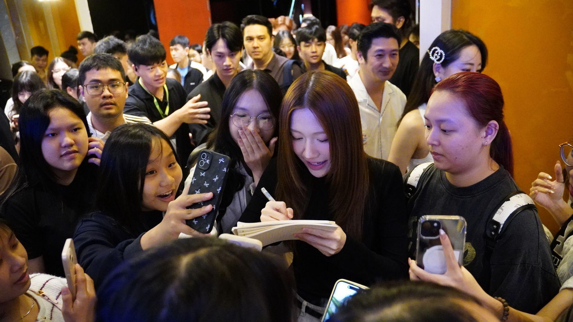 Ra rạp c&ugrave;ng &ldquo;Nh&agrave; M&igrave;nh Đi Th&ocirc;i&rdquo; - bộ phim chạm tới tr&aacute;i tim kh&ocirc;ng chỉ người trẻ m&agrave; c&ograve;n rất nhiều phụ huynh - Ảnh 4.