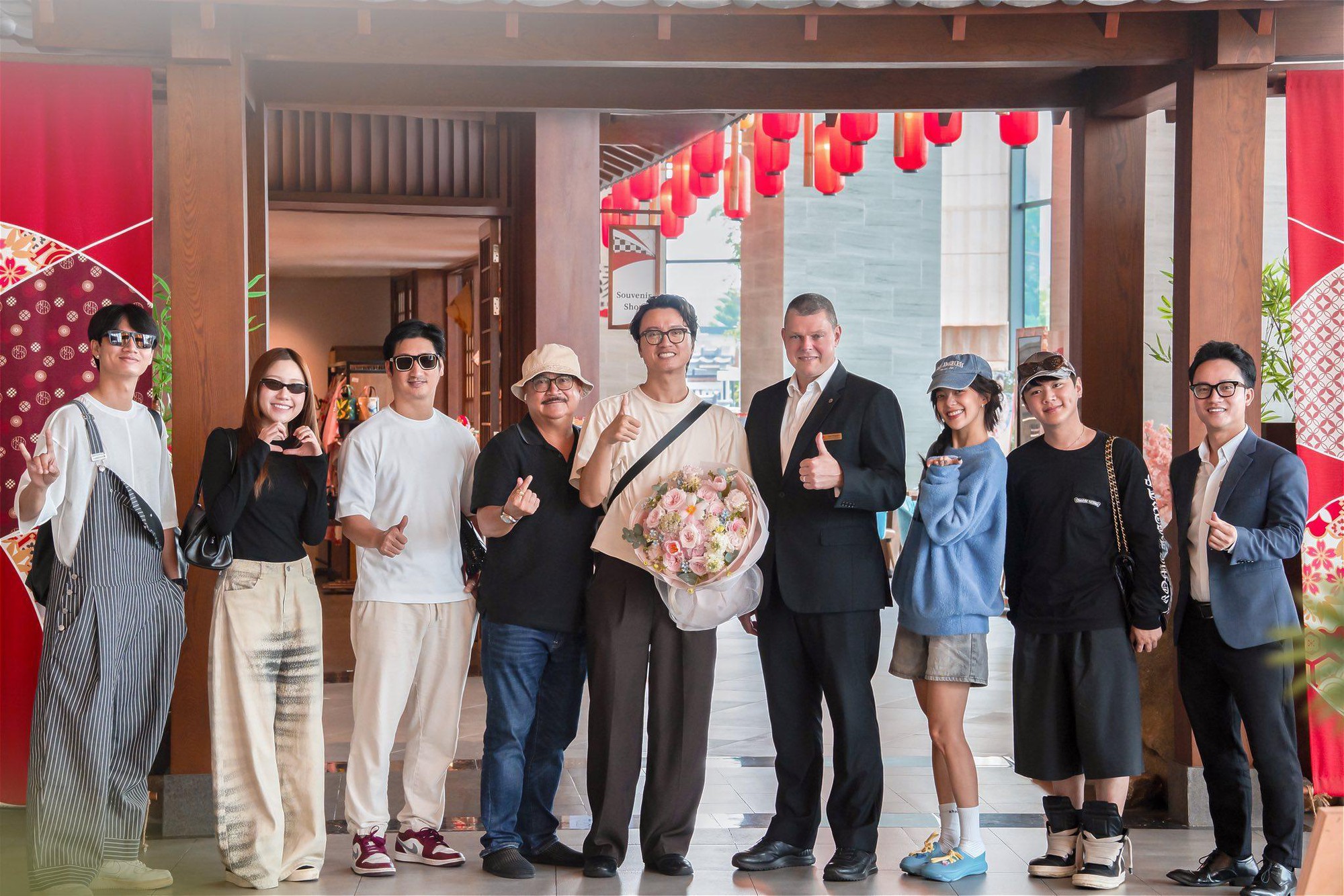 Ra rạp c&ugrave;ng &ldquo;Nh&agrave; M&igrave;nh Đi Th&ocirc;i&rdquo; - bộ phim chạm tới tr&aacute;i tim kh&ocirc;ng chỉ người trẻ m&agrave; c&ograve;n rất nhiều phụ huynh - Ảnh 7.