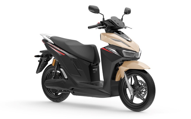 Đi xa thoải m&aacute;i, trang bị ngon, chi ph&iacute; dễ thở: Xe m&aacute;y điện VinFast Viper h&uacute;t kh&aacute;ch h&agrave;ng trẻ- Ảnh 1.