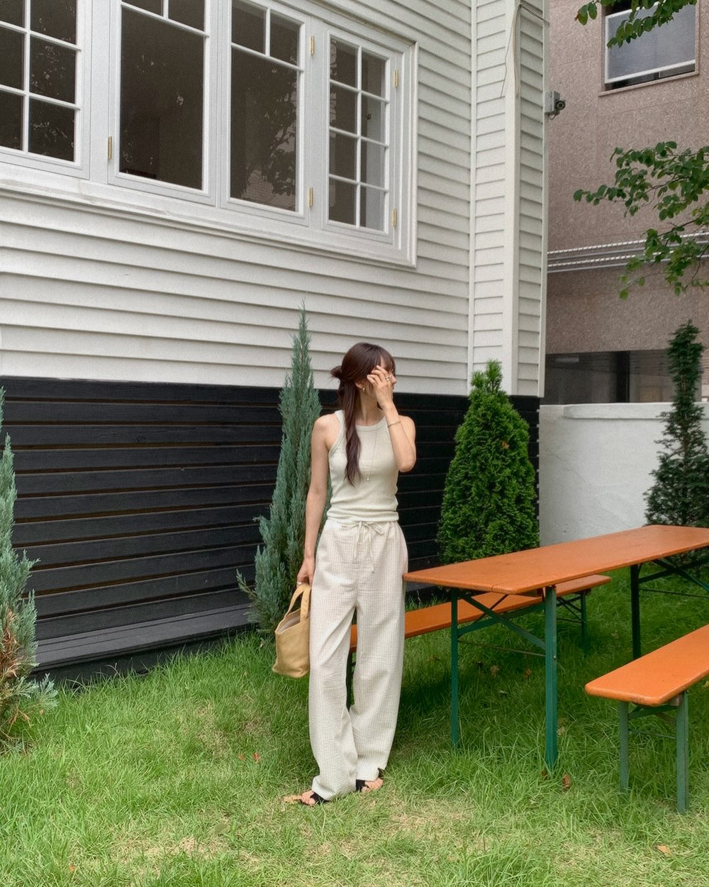 &Ocirc;n lại 4 c&aacute;ch diện quần ống rộng, chị em sẽ mặc đẹp kh&ocirc;ng đối thủ trong m&ugrave;a h&egrave; tới- Ảnh 3.