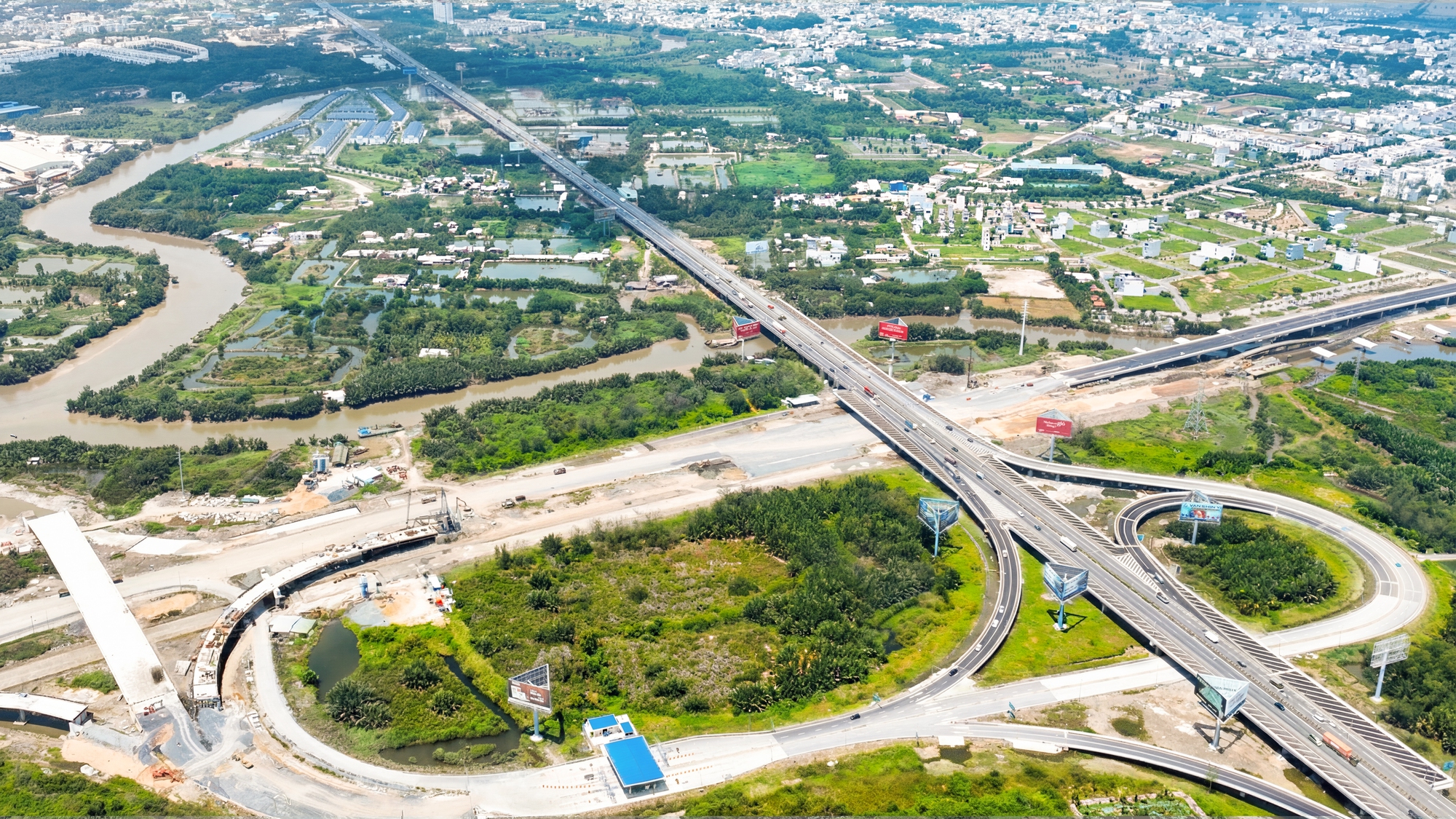 TP.HCM t&aacute;i cấu tr&uacute;c hạ tầng: X&aacute;c lập t&acirc;m điểm mới tại khu Đ&ocirc;ng - Ảnh 2.