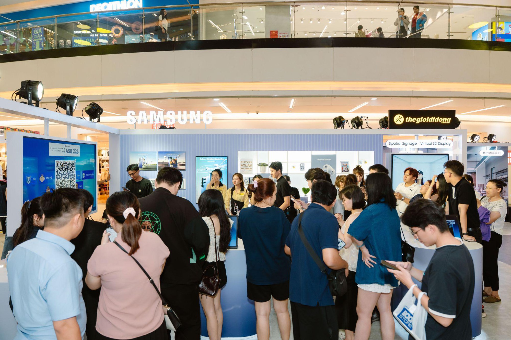 Kh&aacute;m ph&aacute; quyền năng AI c&ugrave;ng TGDD v&agrave; si&ecirc;u phẩm Galaxy S26 Series tại Galaxy Studio - Ảnh 3.