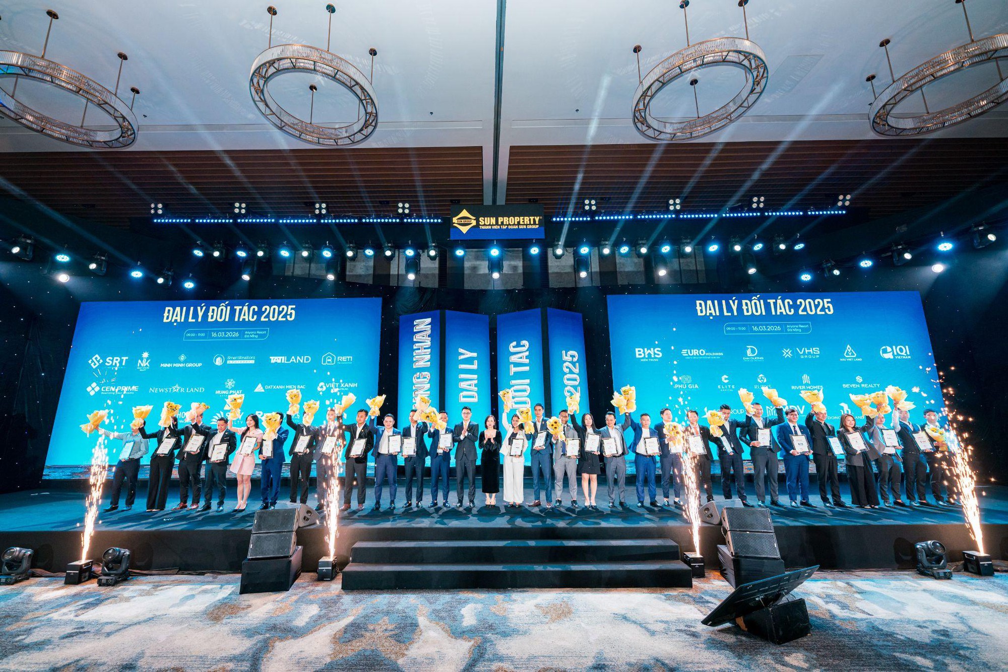 B&ugrave;ng nổ lễ ra qu&acirc;n c&aacute;c dự &aacute;n Sun Property tại Đ&agrave; Nẵng c&ugrave;ng hơn 1.800 &ldquo;chiến binh&rdquo; kinh doanh - Ảnh 3.