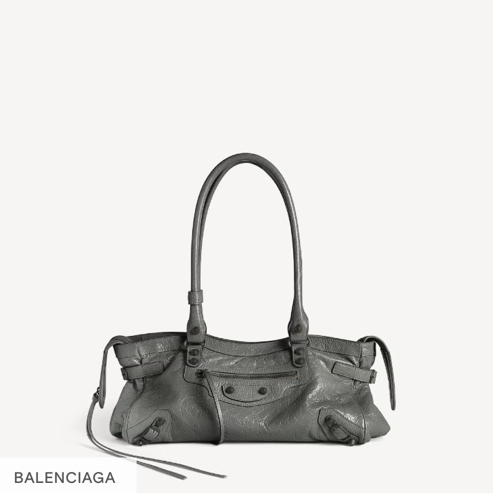 B&oacute;c gi&aacute; chiếc t&uacute;i Chanel 2026 khiến Go Youn Jung m&ecirc; mẩn: H&oacute;a ra đ&acirc;y l&agrave; xu hướng 'sang chảnh h&oacute;a' mọi set đồ c&ocirc;ng sở - Ảnh 16.