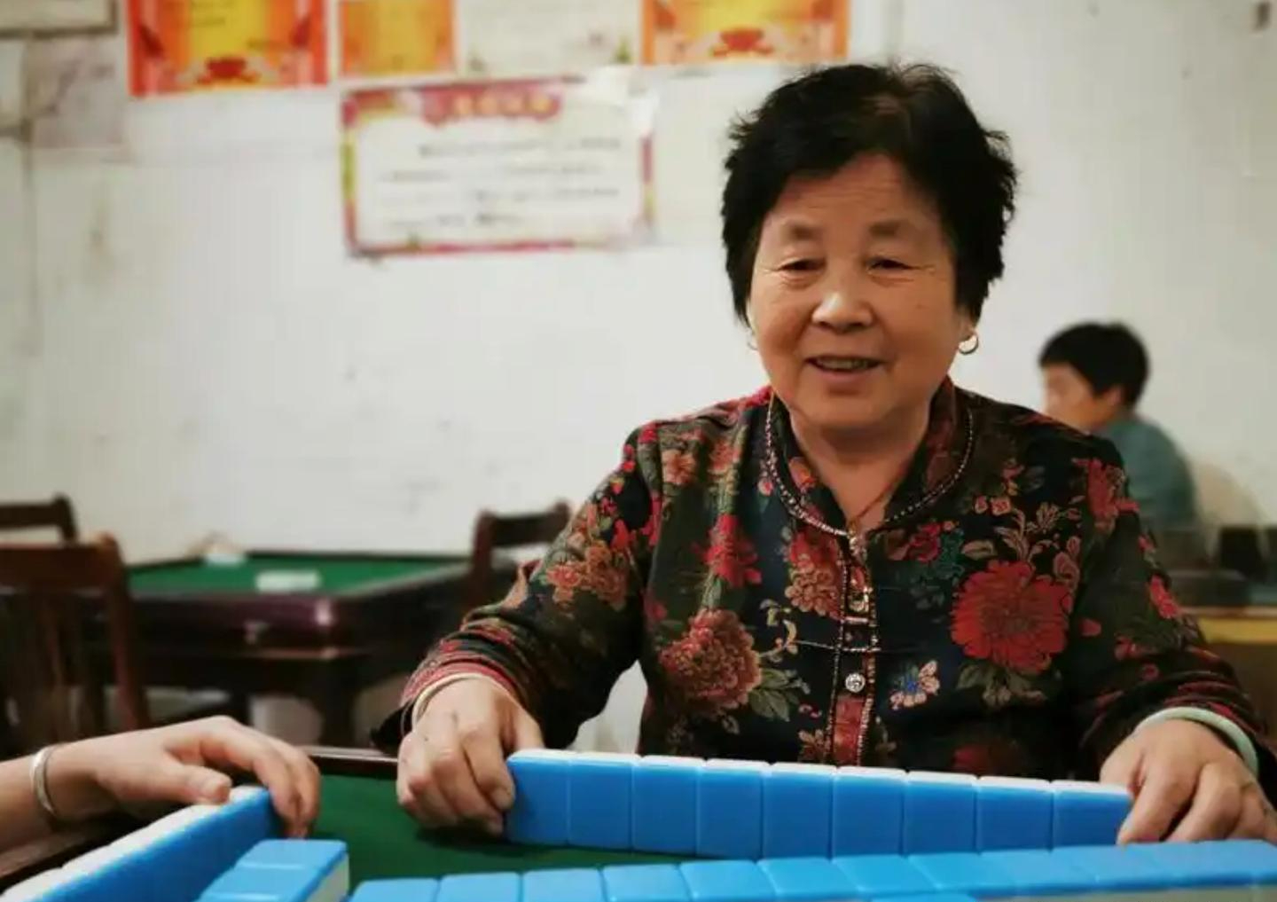 1,7 triệu đồng/th&aacute;ng ở qu&ecirc; vẫn sống thoải m&aacute;i, 10 triệu ở th&agrave;nh phố vẫn hết sạch: C&acirc;u chuyện 2 người mẹ khiến t&ocirc;i hiểu lại b&agrave;i to&aacute;n tiền hưu tr&iacute;- Ảnh 3.