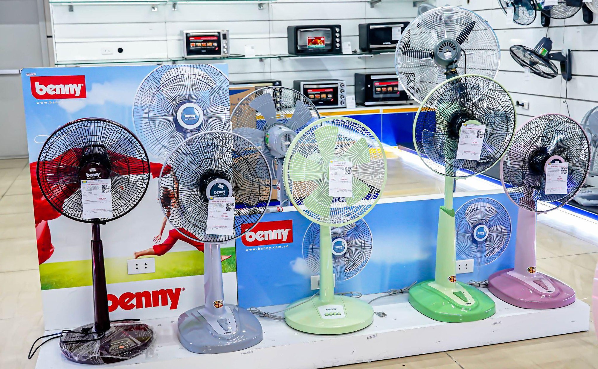 C&aacute;c loại quạt phổ biến hiện nay v&agrave; n&ecirc;n mua loại n&agrave;o tốt? - Ảnh 1.