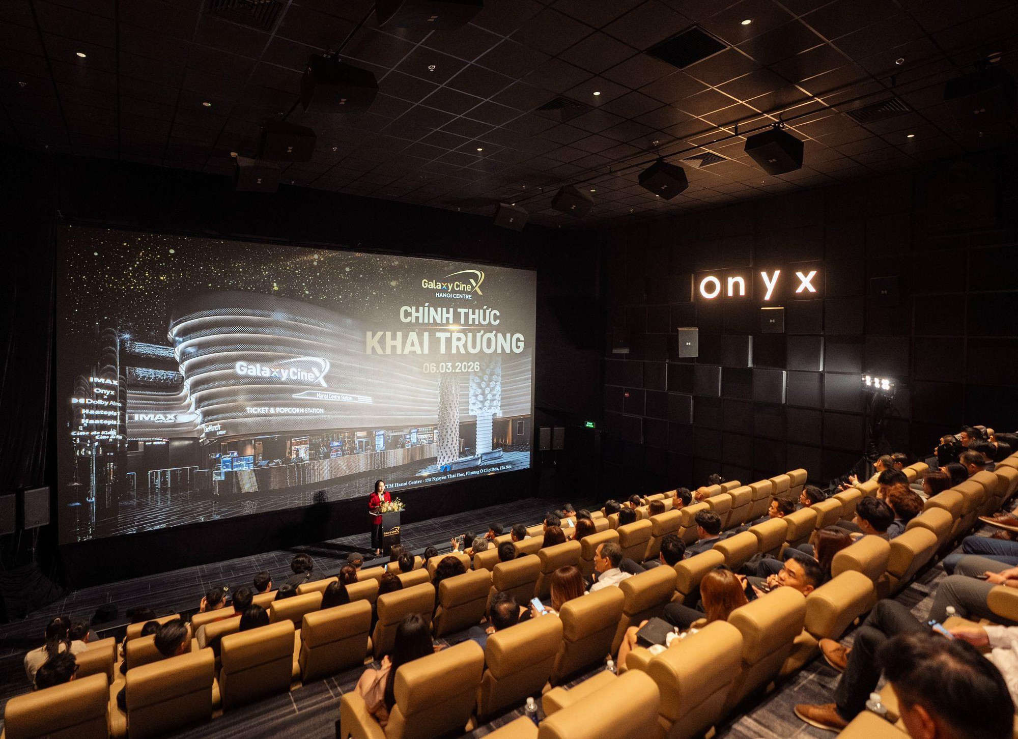 Ph&ograve;ng chiếu sử dụng m&agrave;n h&igrave;nh Samsung Onyx Cinema LED g&acirc;y sốt tại H&agrave; Nội - Ảnh 1.