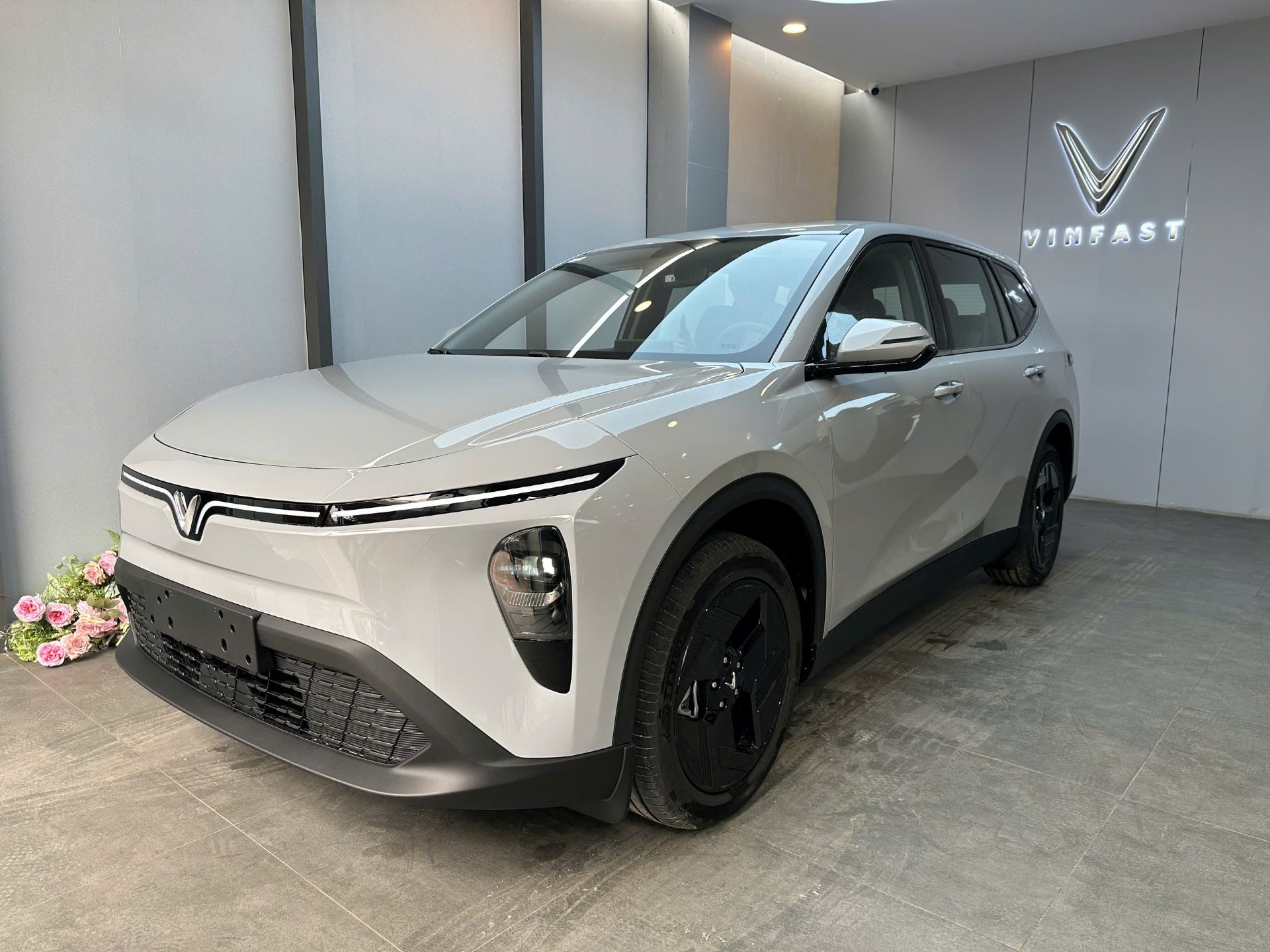 B&agrave;i to&aacute;n t&agrave;i ch&iacute;nh &ldquo;dễ thở&rdquo; cho gia đ&igrave;nh muốn l&ecirc;n đời 7 chỗ - Ảnh 2.