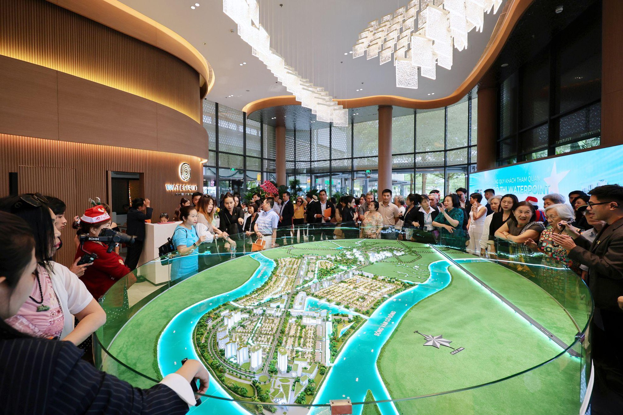 Sao phải chờ đến kỳ nghỉ dưỡng khi bạn c&oacute; thể sở hữu &ldquo;resort&rdquo; tại gia? - Ảnh 4.