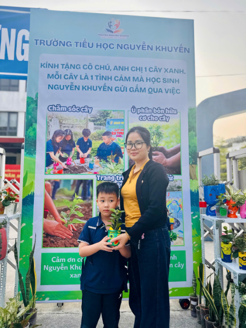 Ng&ocirc;i trường Tiểu học v&agrave; h&agrave;nh tr&igrave;nh biến r&aacute;c thải th&agrave;nh m&oacute;n qu&agrave; xanh cho cộng đồng- Ảnh 10.