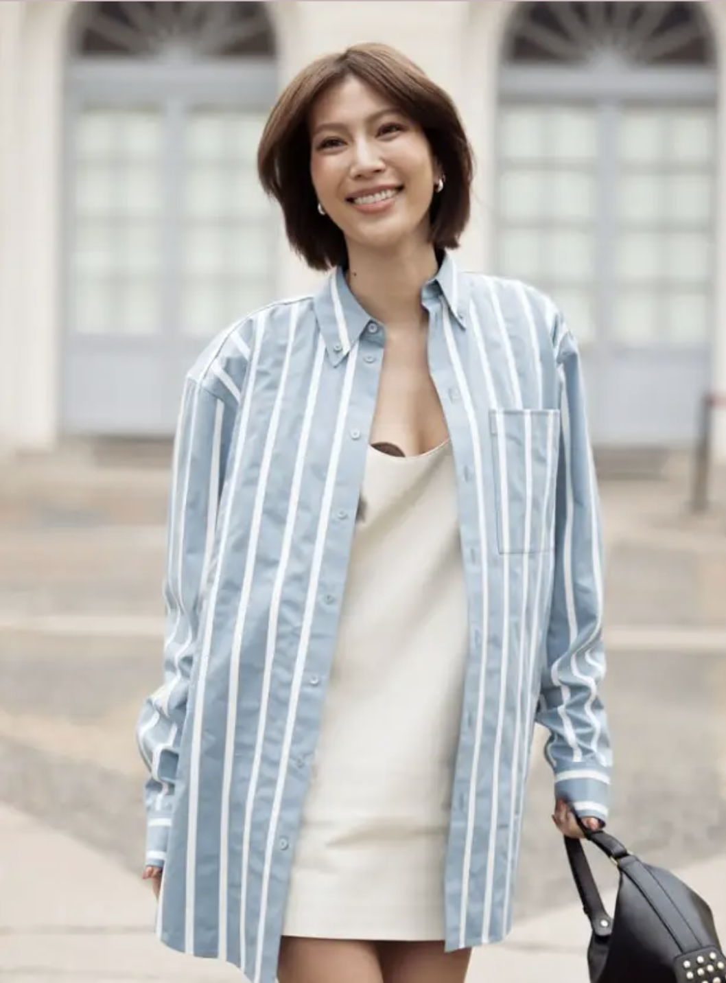 Chiếc áo đang gây bão mùa xuân năm nay: Hội mặc đẹp rần rần lăng xê, cứ diện lên là auto sang xịn! - Ảnh 15.