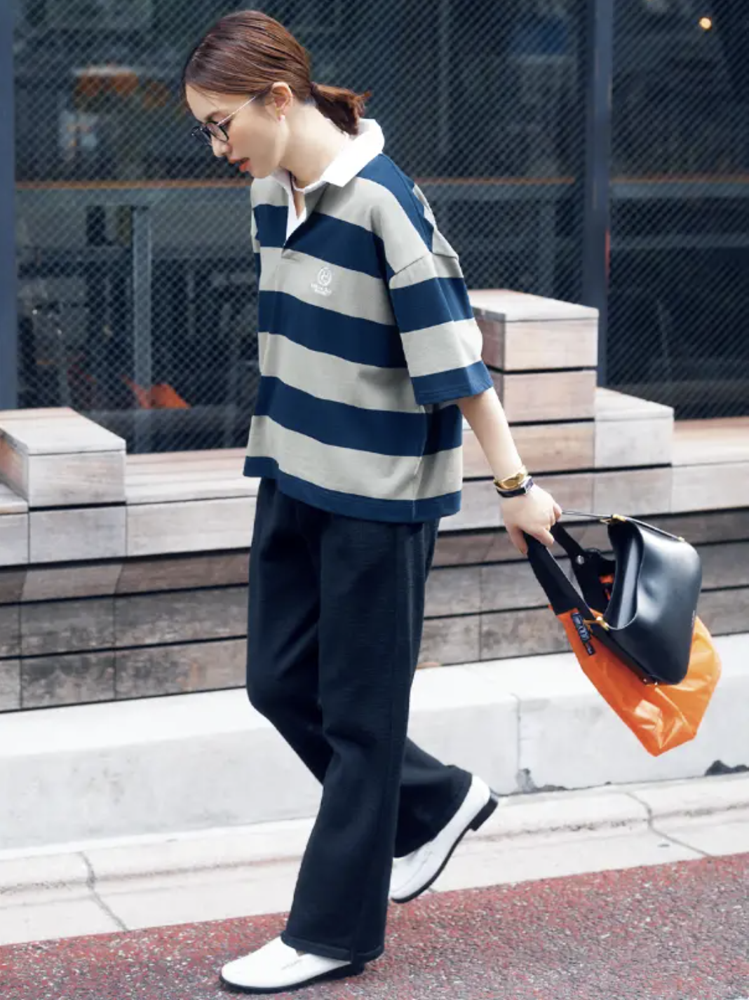 Chiếc áo đang gây bão mùa xuân năm nay: Hội mặc đẹp rần rần lăng xê, cứ diện lên là auto sang xịn! - Ảnh 25.