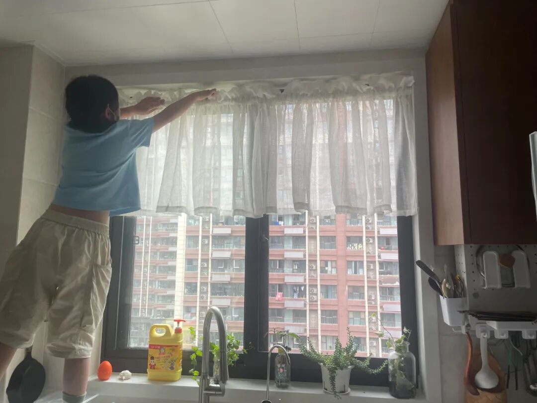 Chuyển về nh&agrave; mới 2 th&aacute;ng, t&ocirc;i mới hiểu: C&oacute; một kiểu mệt mỏi gọi l&agrave; &ldquo;nấu ăn t&ugrave;y tiện trong bếp&rdquo; v&agrave; 6 thiết kế đẹp nhưng bất tiện n&agrave;y l&agrave; nguy&ecirc;n nh&acirc;n - Ảnh 5.