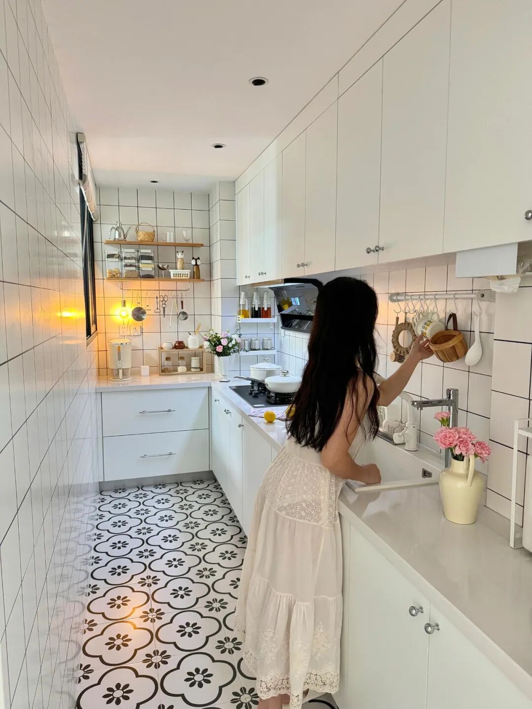 Chuyển về nh&agrave; mới 2 th&aacute;ng, t&ocirc;i mới hiểu: C&oacute; một kiểu mệt mỏi gọi l&agrave; &ldquo;nấu ăn t&ugrave;y tiện trong bếp&rdquo; v&agrave; 6 thiết kế đẹp nhưng bất tiện n&agrave;y l&agrave; nguy&ecirc;n nh&acirc;n - Ảnh 3.