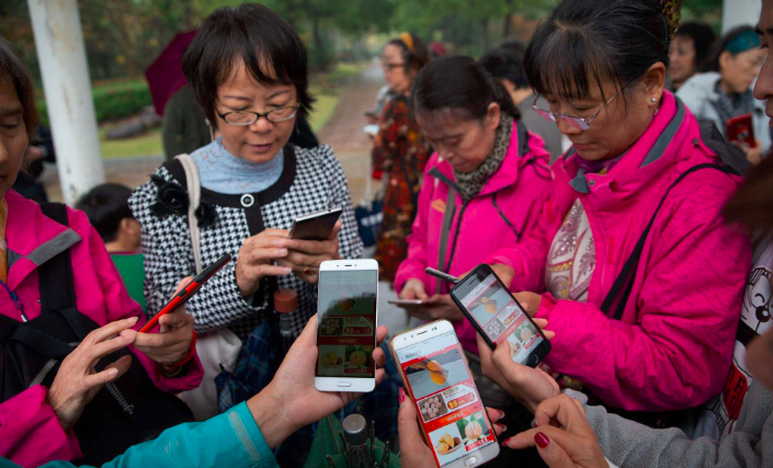 Mất việc ở tuổi trung ni&ecirc;n: Kh&ocirc;ng c&oacute; kỹ năng vẫn kiếm được hơn 20 triệu/th&aacute;ng nhờ 3 c&ocirc;ng việc n&agrave;y - Ảnh 2.