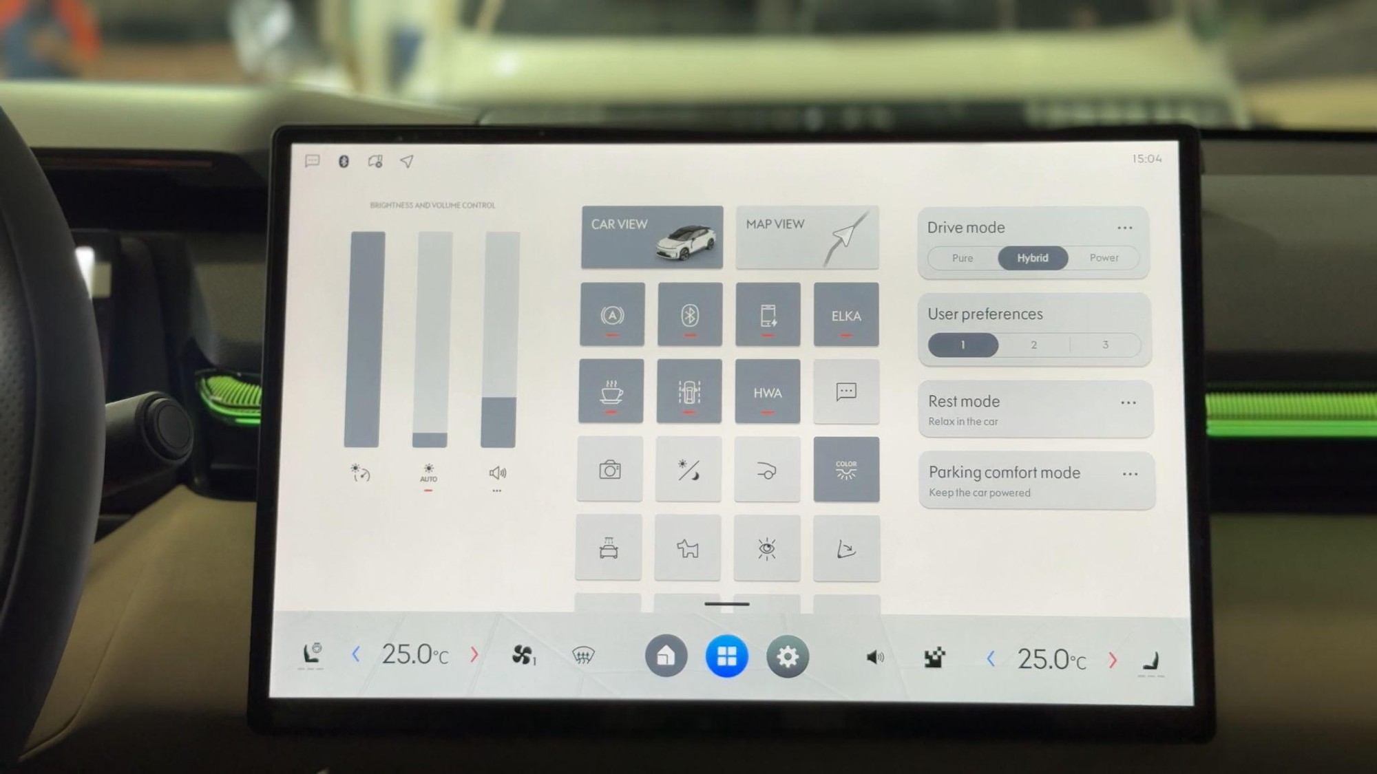 Lynk & Co 08 EM-P cập nhật phần mềm mới, tối ưu trải nghiệm người d&ugrave;ng Việt - Ảnh 1.