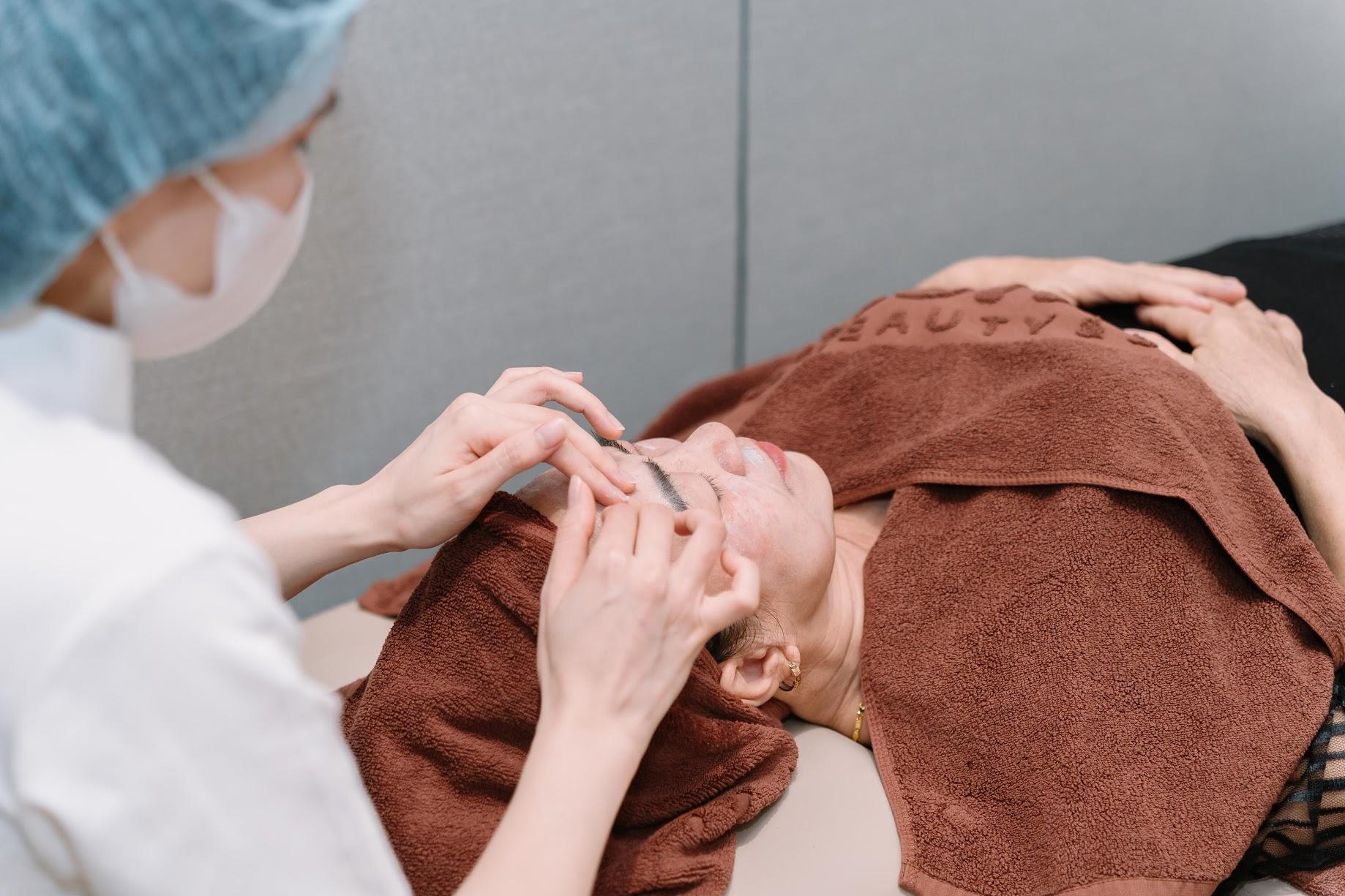 "L&agrave;m đẹp tiện &iacute;ch" l&ecirc;n ng&ocirc;i: Khi chăm m&igrave;nh dần trở th&agrave;nh th&oacute;i quen mỗi ng&agrave;y- Ảnh 3.