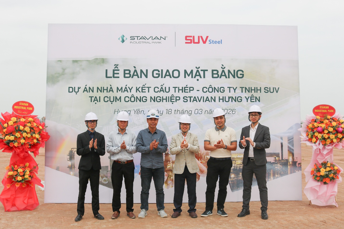 CCN Stavian Hưng Y&ecirc;n k&yacute; hợp đồng thu&ecirc; đất, b&agrave;n giao mặt bằng cho nh&agrave; đầu tư - Ảnh 2.