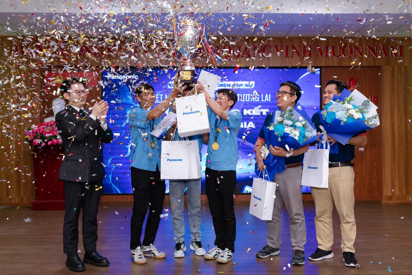 Kỹ Sư Điện Tập Sự 2025: Kết nối đam m&ecirc; &ndash; Bật s&aacute;ng tương lai cho sinh vi&ecirc;n ng&agrave;nh điện- Ảnh 4.