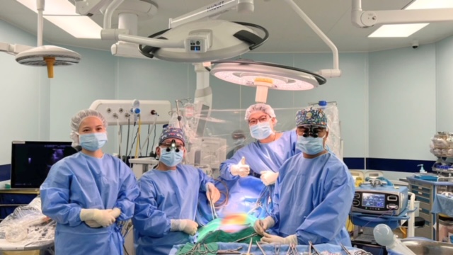 Ca gh&eacute;p tạng đặc biệt trong ng&agrave;y Tết tại Vinmec cứu sống b&eacute; trai 3 tuổi xơ gan giai đoạn cuối - Ảnh 1.