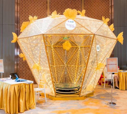 Sau th&agrave;nh c&ocirc;ng tại Hải Ph&ograve;ng, triển l&atilde;m trang sức DOJI Shining Show chuẩn bị đ&ocirc;̉ b&ocirc;̣ Đà Nẵng - Ảnh 2.