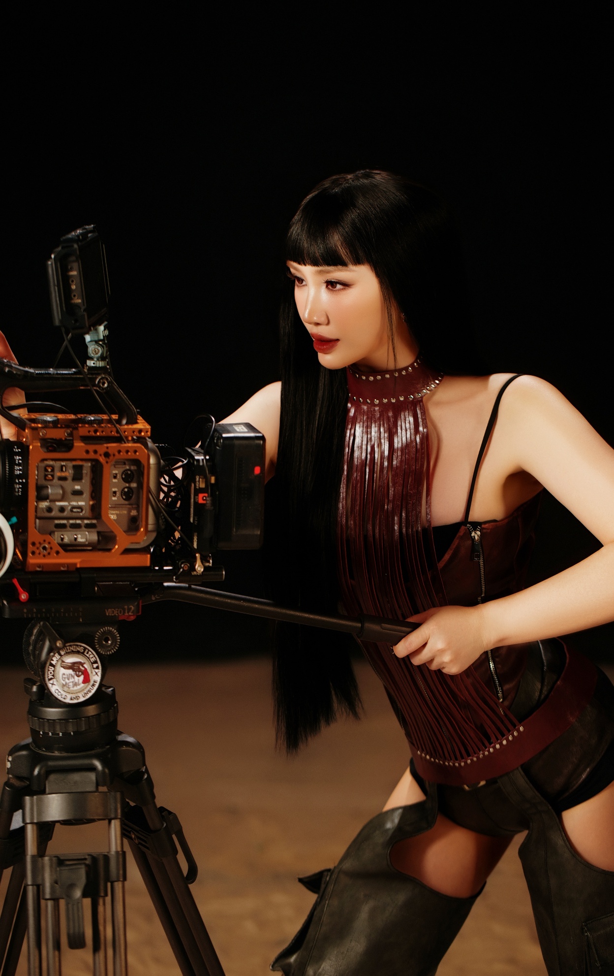 LOHAN ra mắt &ldquo;Ai Thắng Ai?&rdquo;: Tự s&aacute;ng t&aacute;c, sản xuất m&agrave; c&ograve;n mời được Bảo Thy tham gia - Ảnh 6.