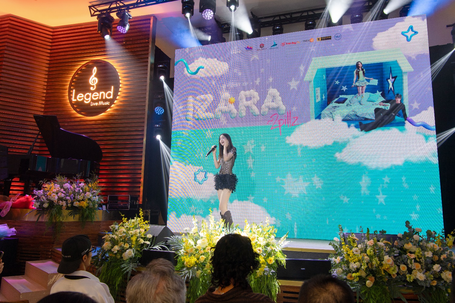 Trung Nguy&ecirc;n Legend li&ecirc;n tục s&aacute;ng tạo v&agrave; phụng sự cộng đồng tr&ecirc;n H&agrave;nh tr&igrave;nh 30 năm ph&aacute;t triển- Ảnh 1.