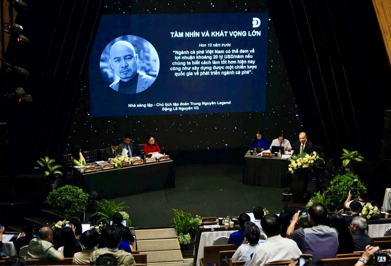 Trung Nguy&ecirc;n Legend li&ecirc;n tục s&aacute;ng tạo v&agrave; phụng sự cộng đồng tr&ecirc;n H&agrave;nh tr&igrave;nh 30 năm ph&aacute;t triển- Ảnh 6.