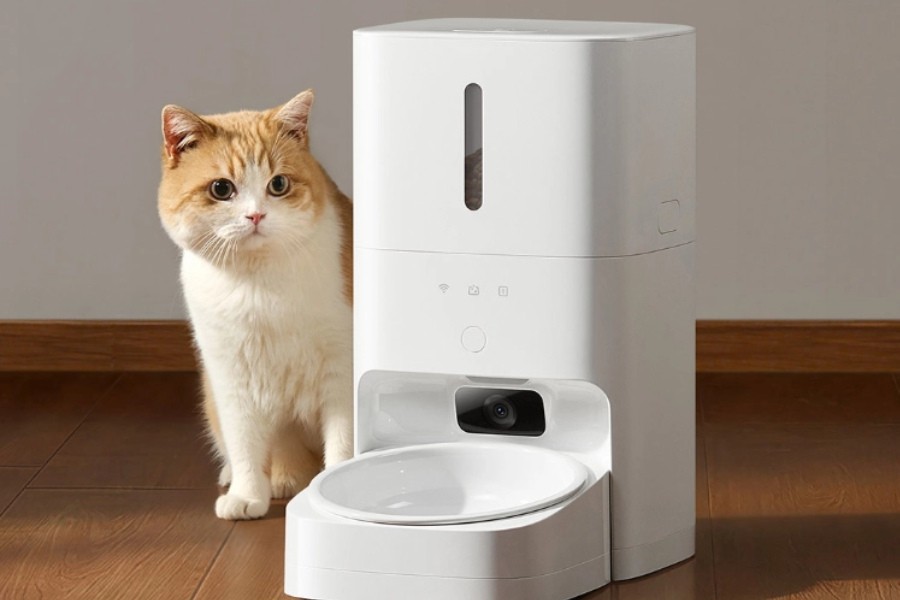 Xiaomi tr&igrave;nh l&agrave;ng Mijia Smart Pet Feeder 2 Visual Edition: camera hồng ngoại v&agrave; AI nhận diện th&uacute; cưng - Ảnh 1.