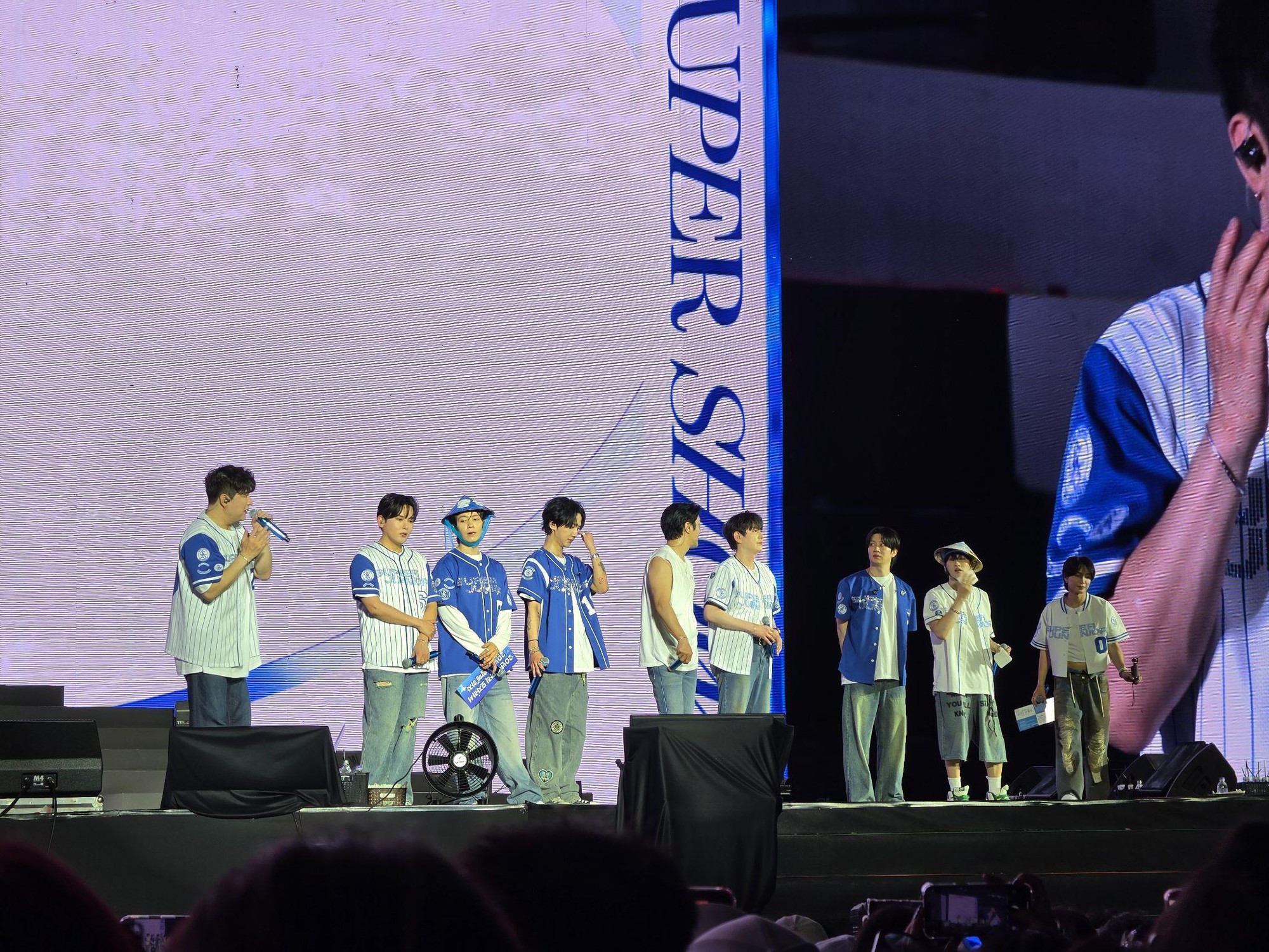 Super Junior đại n&aacute;o SECC, Galaxy S26 Ultra bắt trọn khoảnh khắc E.L.F Việt ho&agrave;i niệm thanh xu&acirc;n - Ảnh 1.