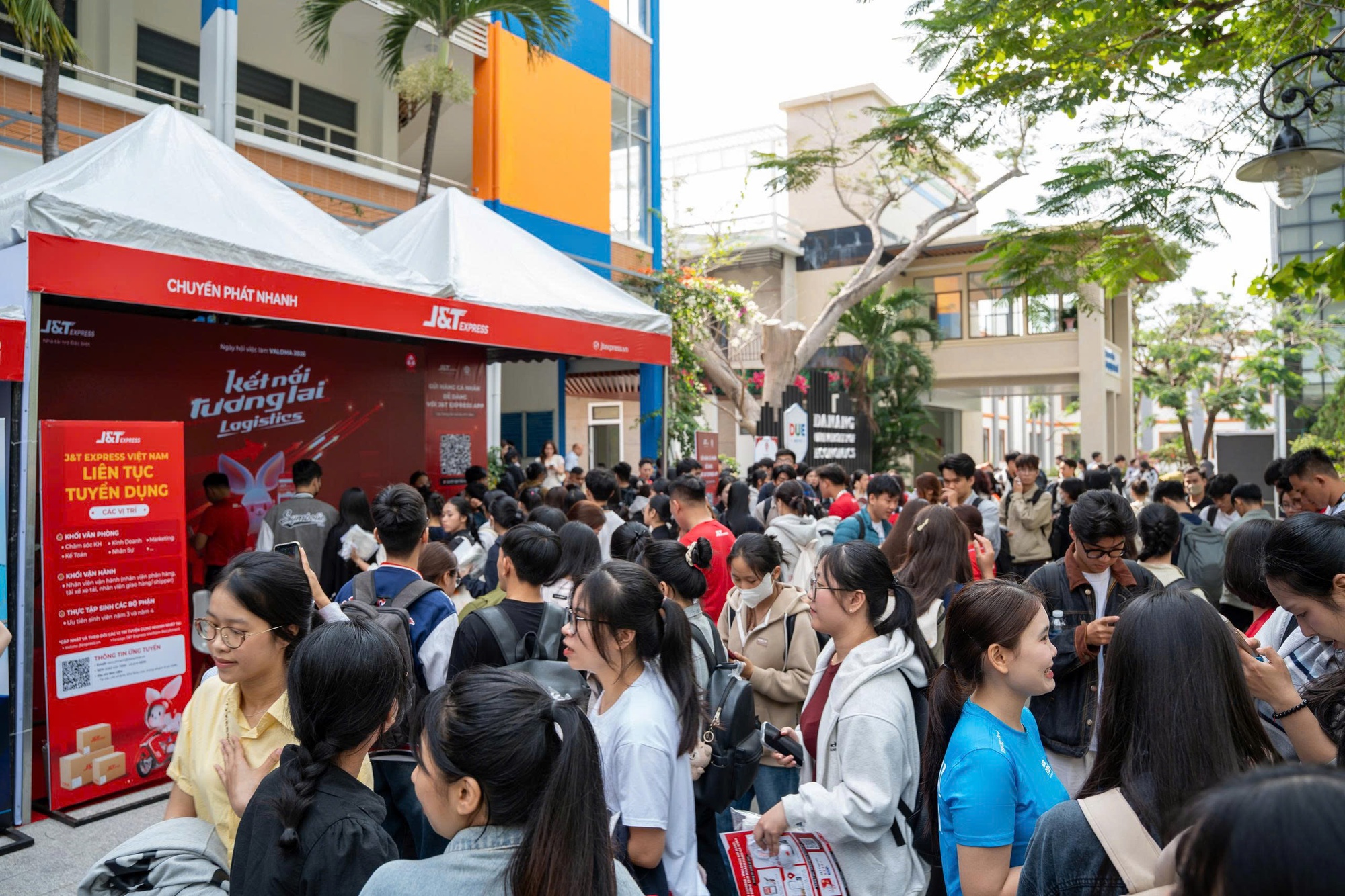 J&T Express kết nối tương lai logistics: Từ nguồn nh&acirc;n lực đến nền tảng số tại Valoma Logfair 2026 - Ảnh 4.