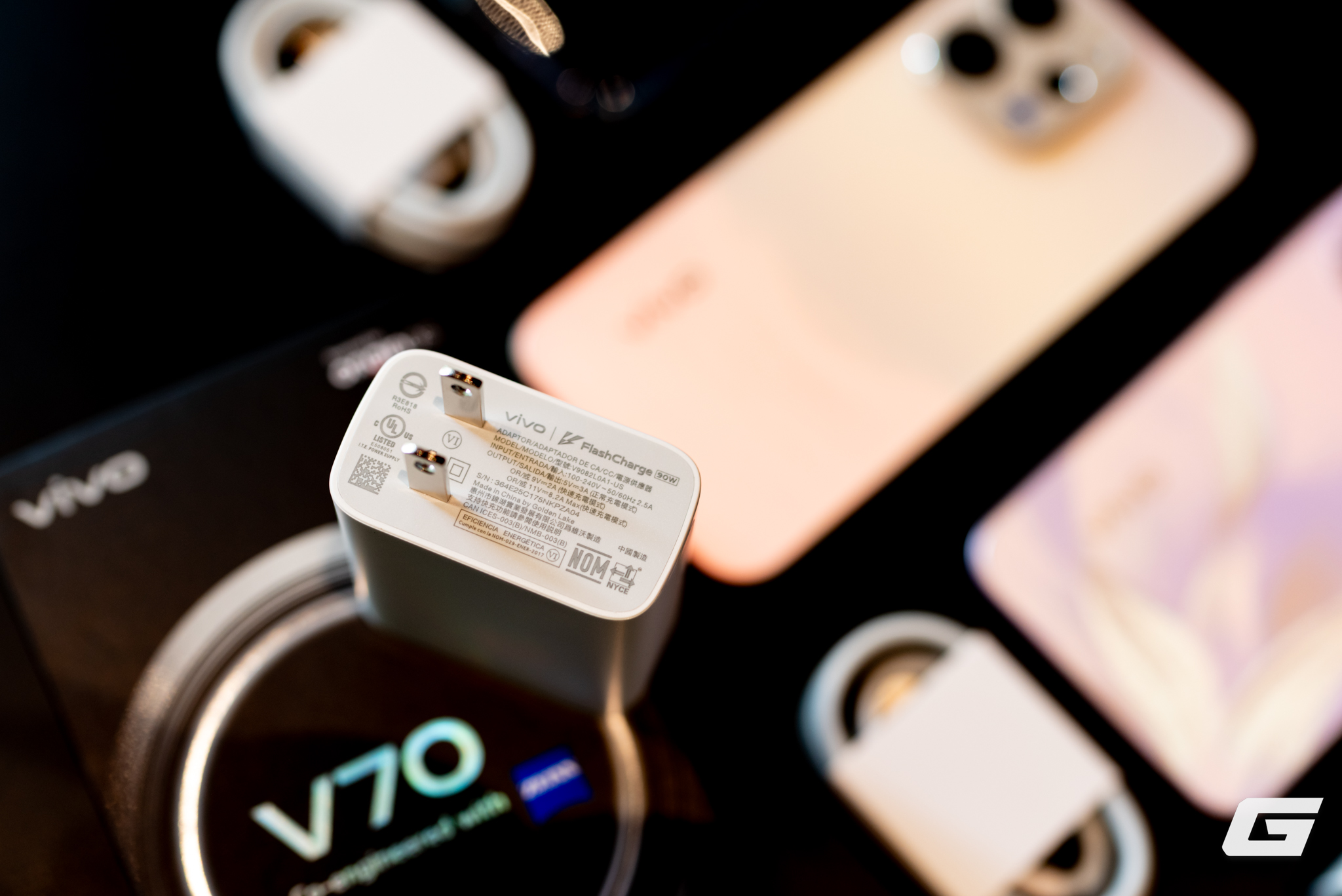 Cận cảnh bộ đôi vivo V70 và V70 FE: Điện thoại kết hợp cùng với POP MART có gì khiến giới trẻ phải tò mò- Ảnh 30. Cận cảnh bộ đôi vivo V70 và V70 FE: Điện thoại kết hợp cùng với POP MART có gì khiến giới trẻ phải tò mò- Ảnh 30.