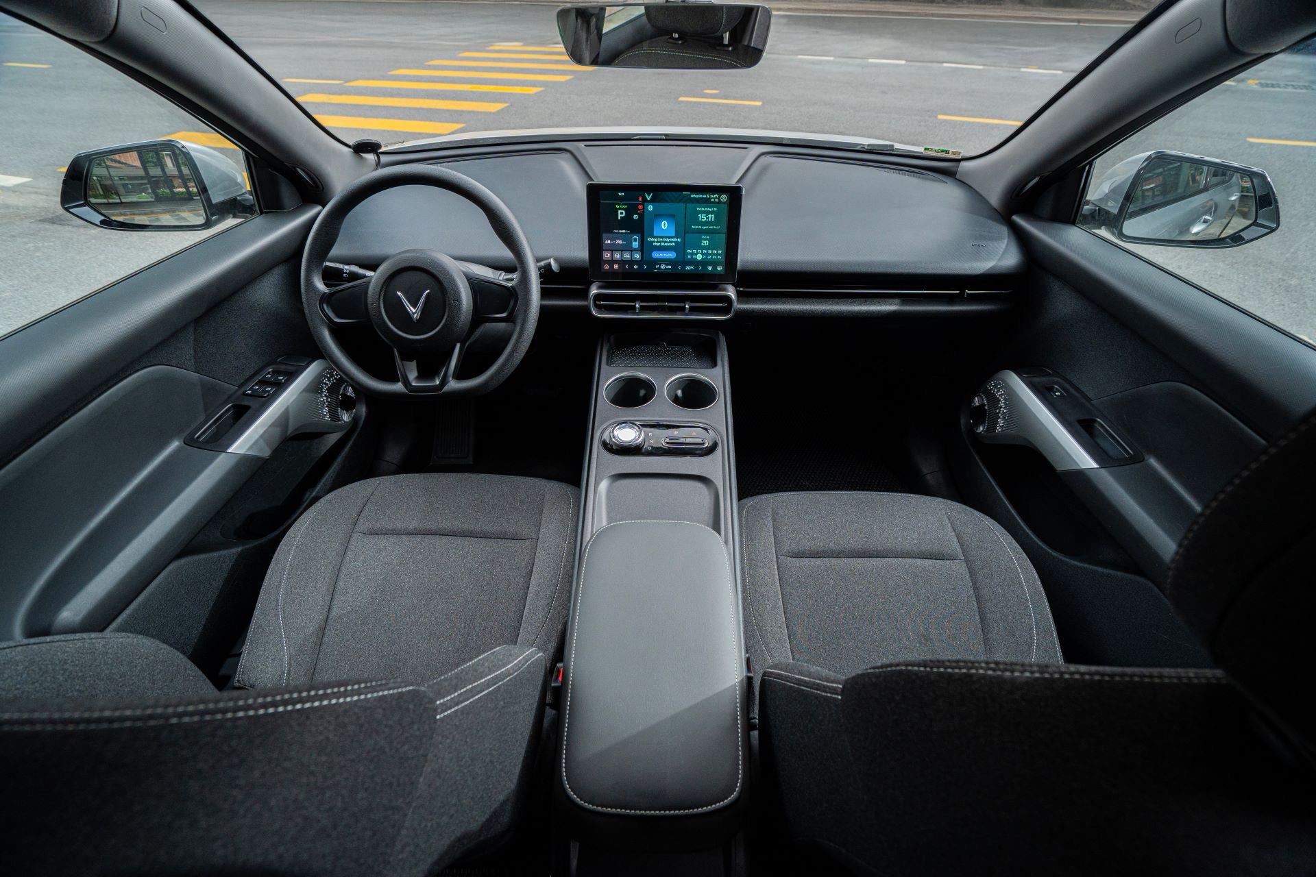 V&igrave; sao Limo Green l&agrave; chiếc xe &ldquo;chuẩn miếng cơm manh &aacute;o&rdquo; cho giới t&agrave;i xế? - Ảnh 1.