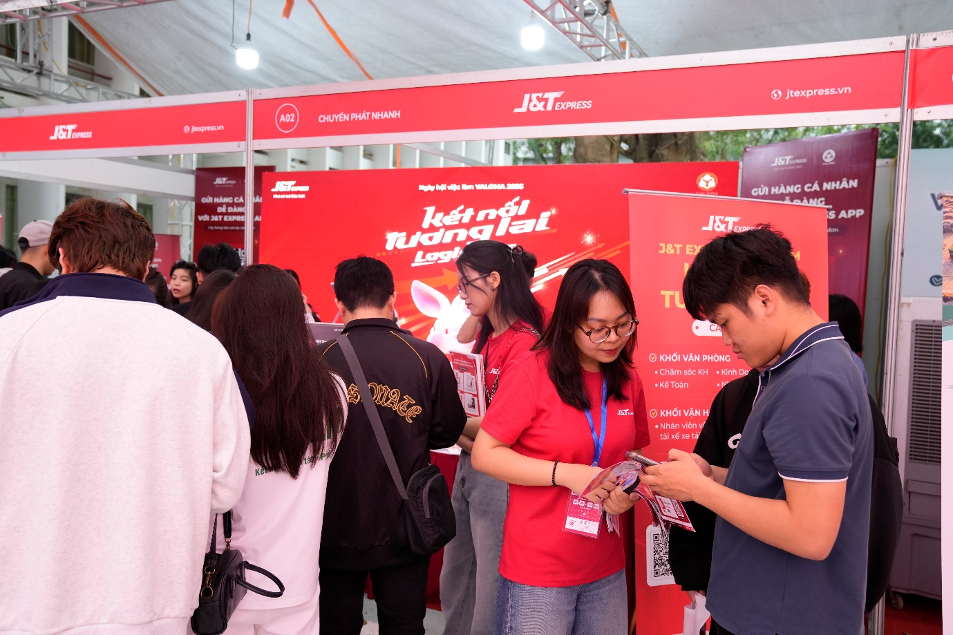 J&T Express kết nối tương lai logistics: Từ nguồn nh&acirc;n lực đến nền tảng số tại Valoma Logfair 2026 - Ảnh 5.