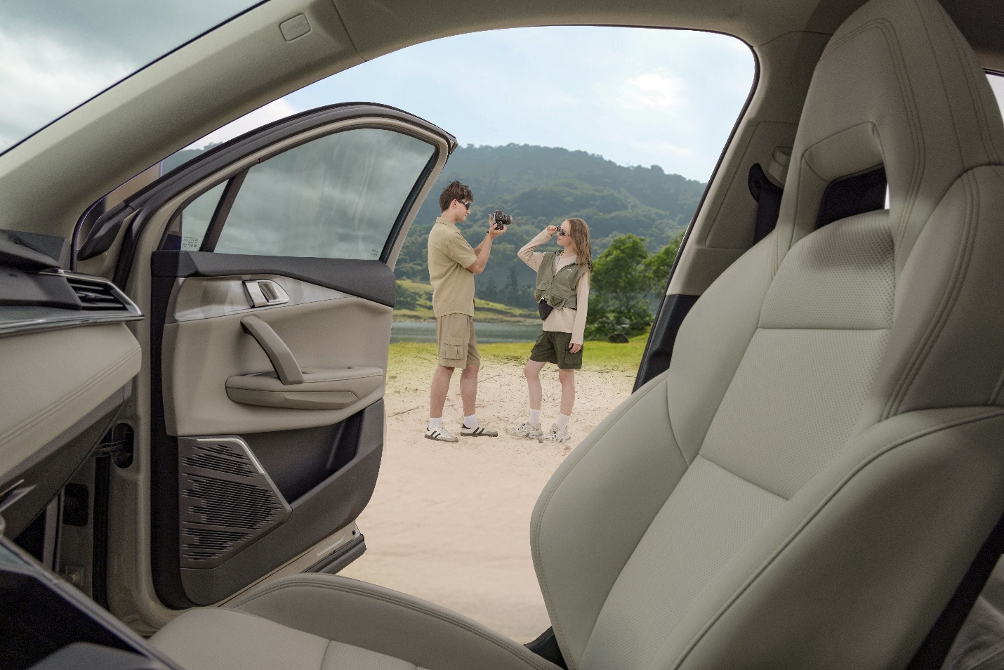 Lynk & Co 06 v&agrave; c&aacute;ch tiếp cận kh&aacute;c biệt trong ph&acirc;n kh&uacute;c SUV cỡ B tại Việt Nam - Ảnh 2.