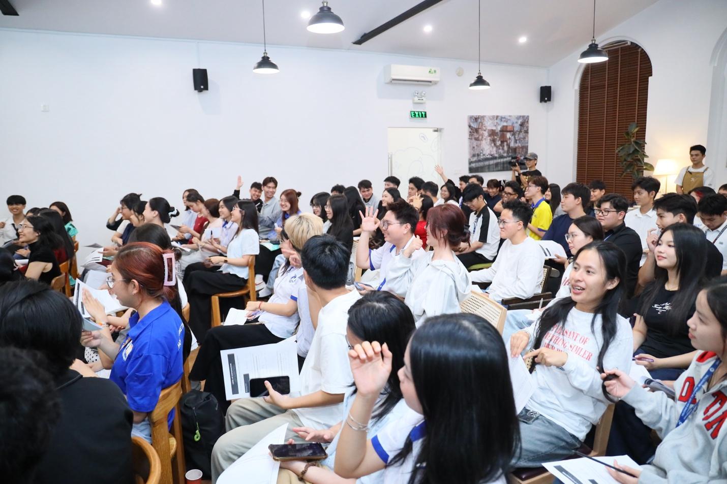 Logitech tổ chức workshop &ldquo;Creative Startup&rdquo; với host TK Nguyễn- Ảnh 4.