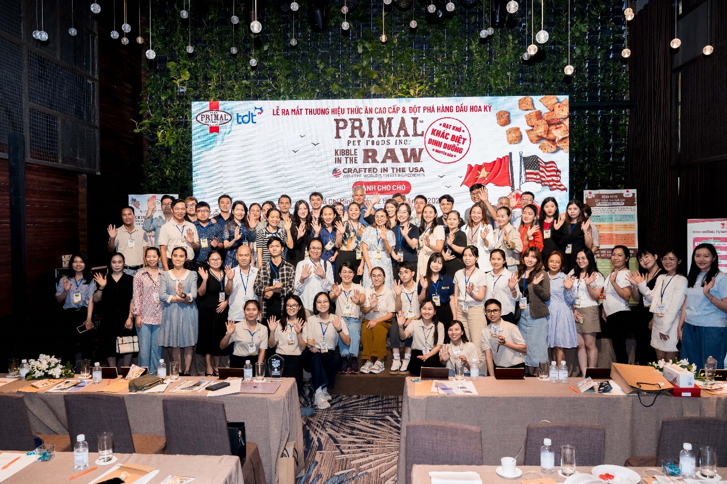 Th&uacute; cưng giờ l&agrave; &ldquo;con cưng&rdquo;: H&agrave;nh tr&igrave;nh 20 năm thay đổi c&aacute;ch người Việt chăm s&oacute;c ch&oacute; m&egrave;o- Ảnh 2.