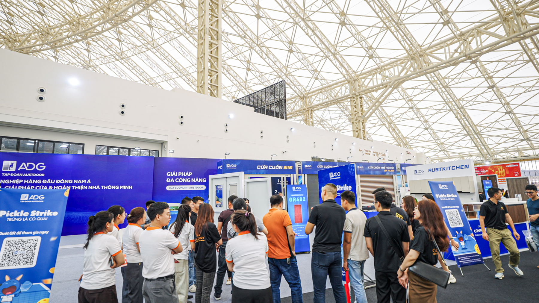 Tập đo&agrave;n Austdoor g&acirc;y ấn tượng với gian h&agrave;ng 600m2 tại Vietbuild 2026- Ảnh 3.