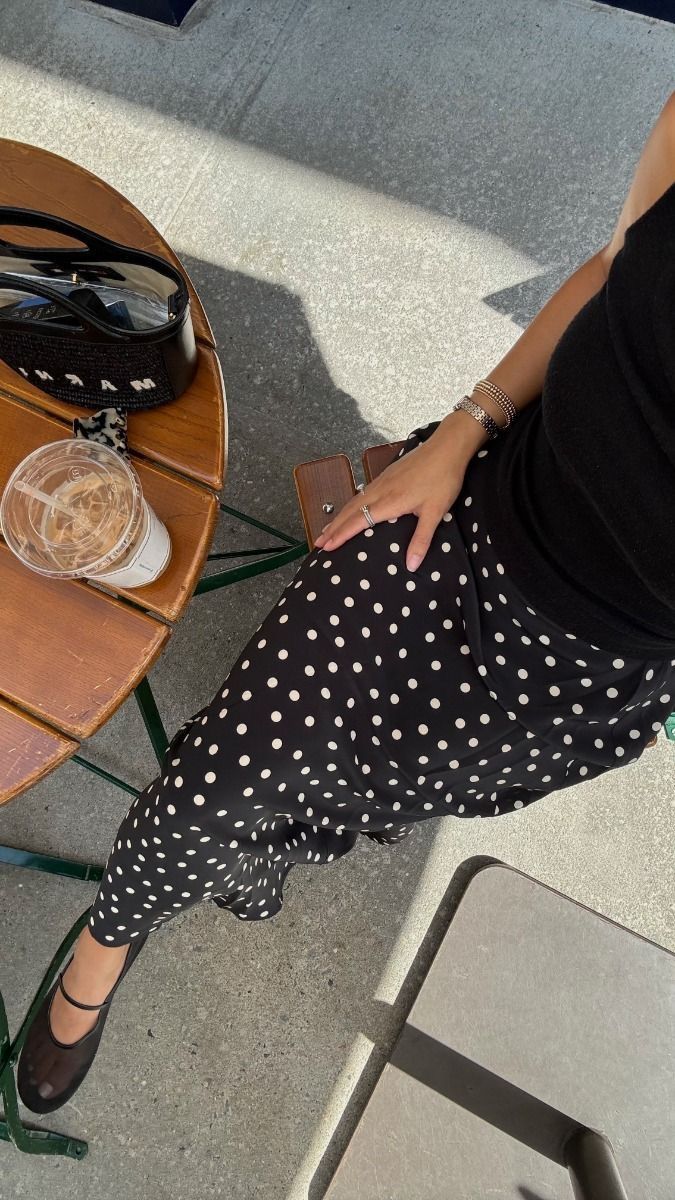 4 mẫu chân váy hot trend hè năm nay, cứ diện lên là auto xinh- Ảnh 13. 4 mẫu chân váy hot trend hè năm nay, cứ diện lên là auto xinh- Ảnh 13.