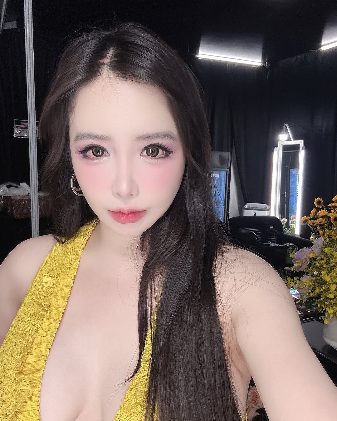 T&igrave;nh trạng đ&aacute;ng lo ngại của Park Bom sau khi viết t&acirc;m thư g&acirc;y sốc "kể tội" c&aacute;c chị em 2NE1 v&agrave; &ocirc;ng lớn YG- Ảnh 2.