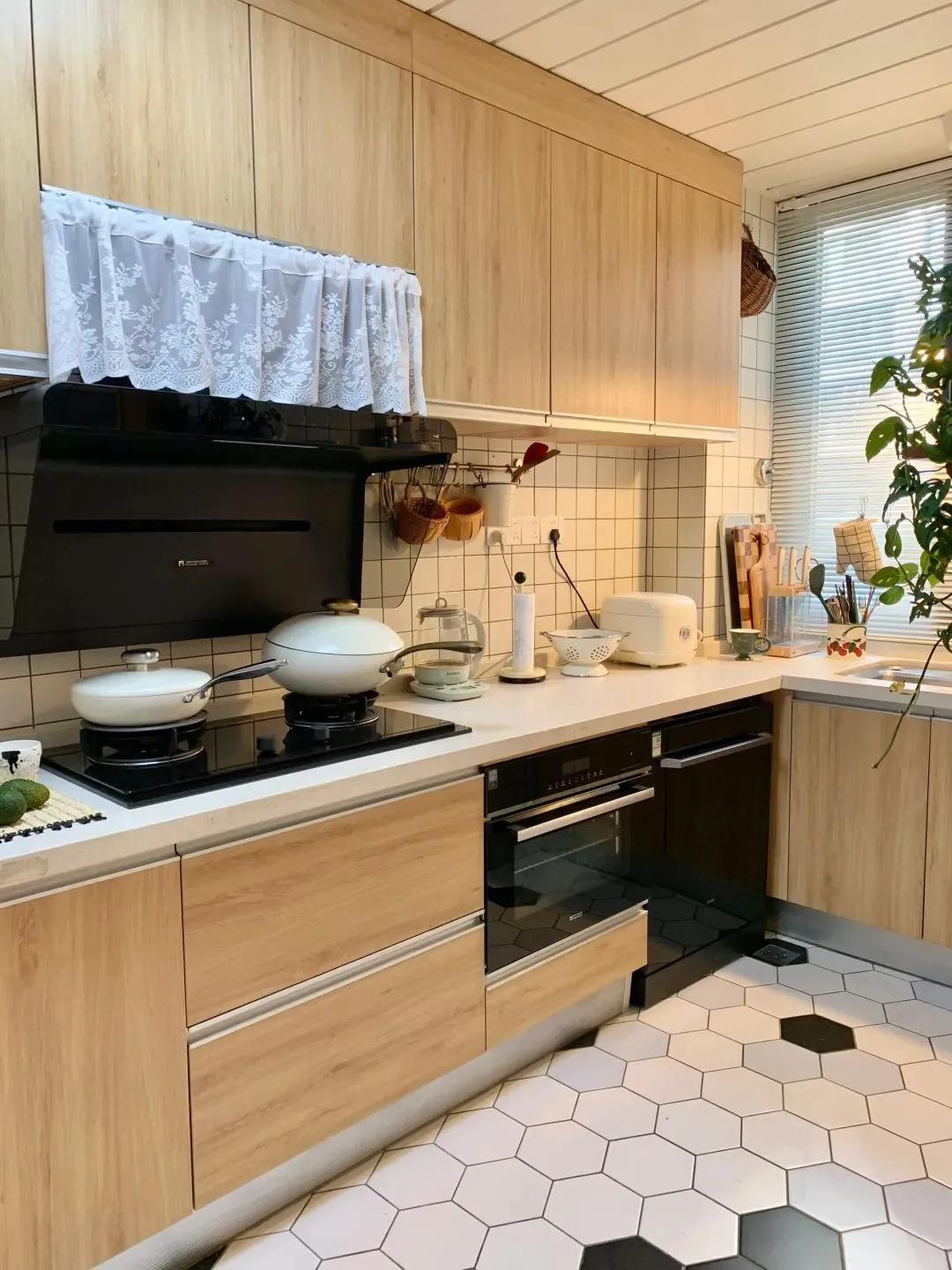 Không mua sắm, không tụ tập: Nữ giáo viên khiến mạng xã hội ngưỡng mộ chỉ nhờ một việc mỗi ngày- Ảnh 5.