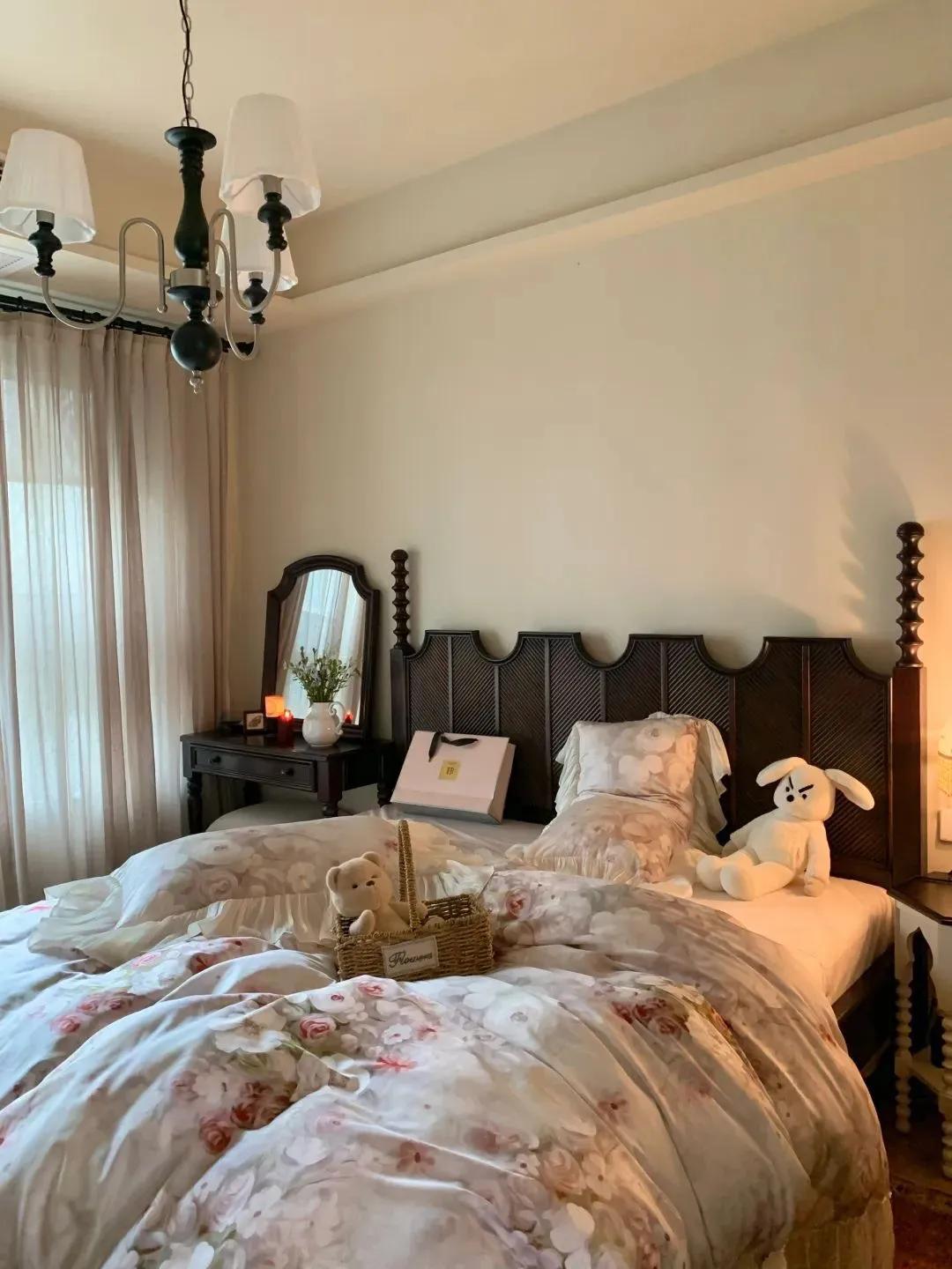 Không mua sắm, không tụ tập: Nữ giáo viên khiến mạng xã hội ngưỡng mộ chỉ nhờ một việc mỗi ngày - Ảnh 1.