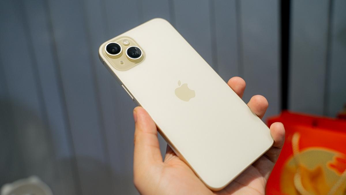 iPhone 15 v&agrave; iPhone 17 c&oacute; những m&agrave;u n&agrave;o hợp mệnh Kim? - Ảnh 1.