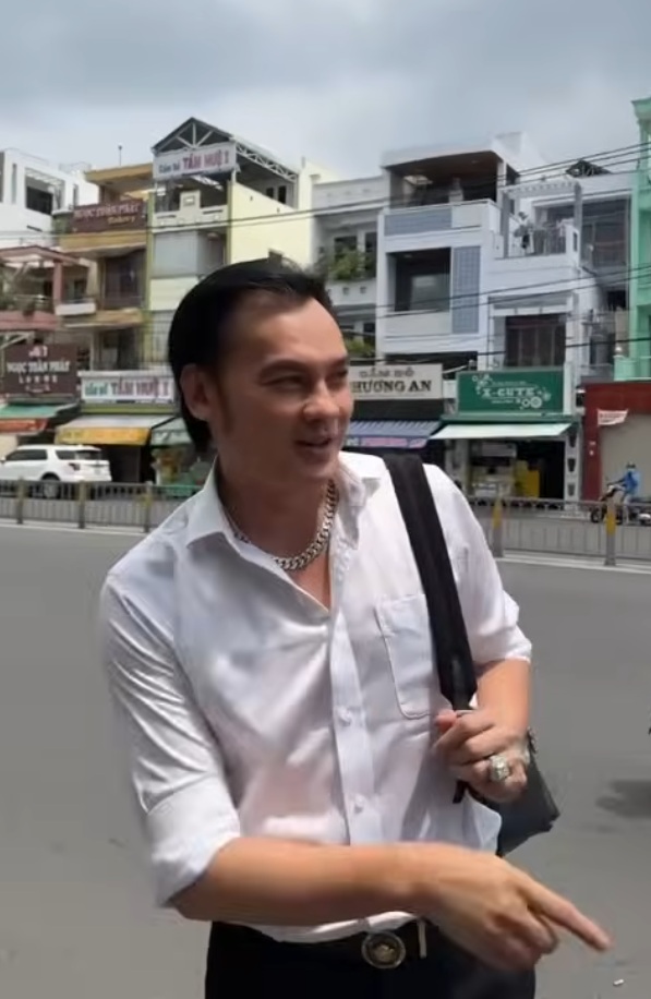 Nam NSƯT từ Mỹ về rao b&aacute;n nh&agrave; 18 tỷ mặt tiền trung t&acirc;m TP.HCM - Ảnh 1.