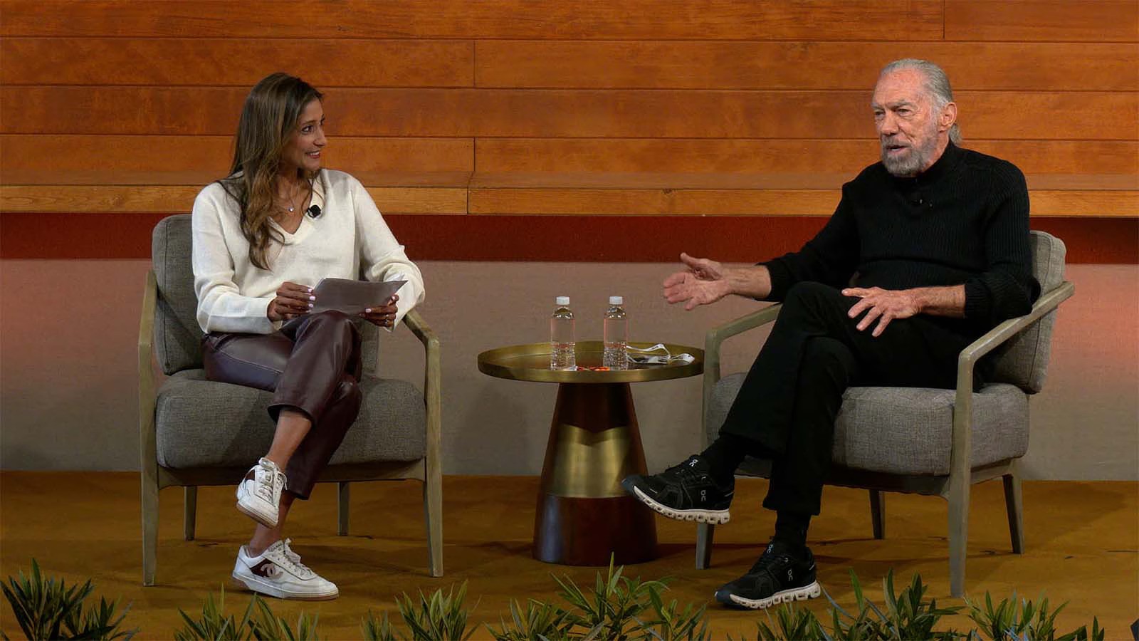 Bị vợ ruồng bỏ, bố đơn thân nghèo khổ tất tay cho "canh bạc" ngoạn mục, lột xác thành ông trùm tỷ đô - Ảnh 2. Bị vợ ruồng bỏ, bố đơn thân nghèo khổ tất tay cho "canh bạc" ngoạn mục, lột xác thành ông trùm tỷ đô - Ảnh 2.