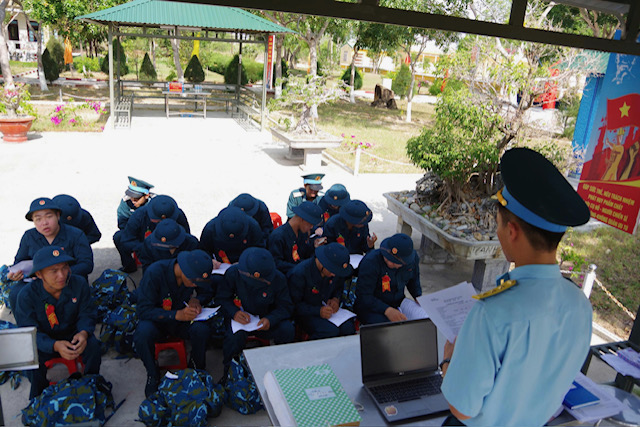 Ấn tượng ng&agrave;y đầu nhập ngũ tại Trung đo&agrave;n 591 - Ảnh 4.