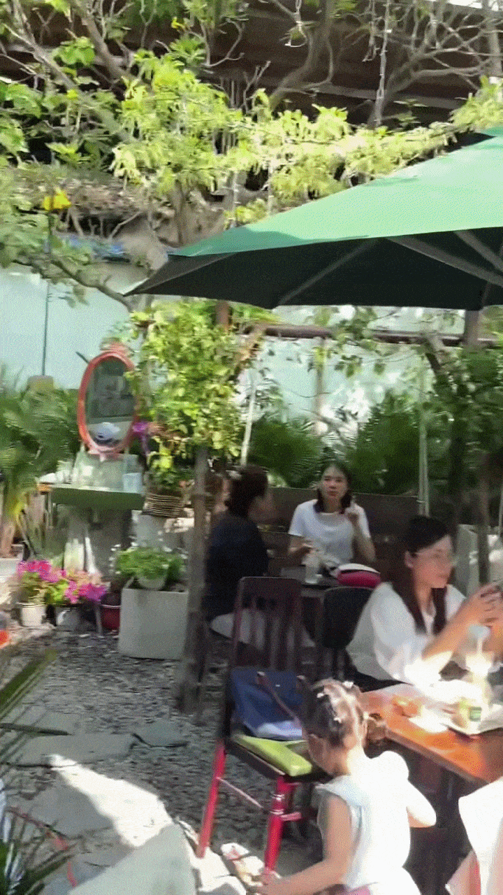 Qu&aacute;n cafe của &ocirc;ng ho&agrave;ng nhạc Việt đ&igrave;nh đ&aacute;m một thời "thất thủ" khi mở lại sau 5 ng&agrave;y đ&oacute;ng cửa - Ảnh 2.