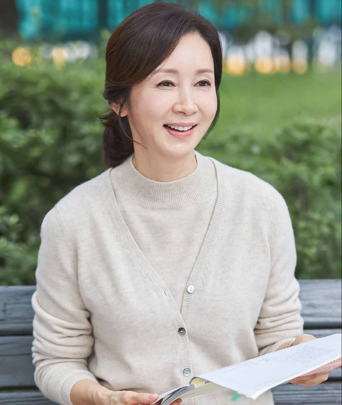 Đến tuổi trung ni&ecirc;n bạn sẽ nhận ra: Người kh&ocirc;n ngoan nhất thường &acirc;m thầm tiết kiệm tiền, kh&ocirc;ng n&oacute;i cho ai biết - Ảnh 3.